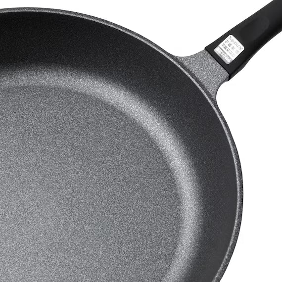 IH FRYINGPAN 30CM KY067