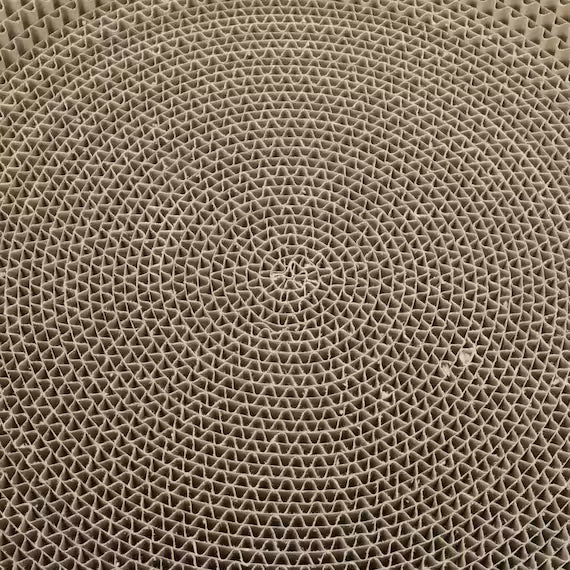 CAT SCRATCHER BOWL