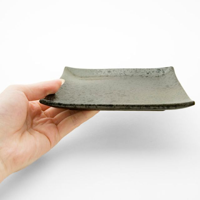MT-153 SQUARE PLATE 15 x 2.2cm