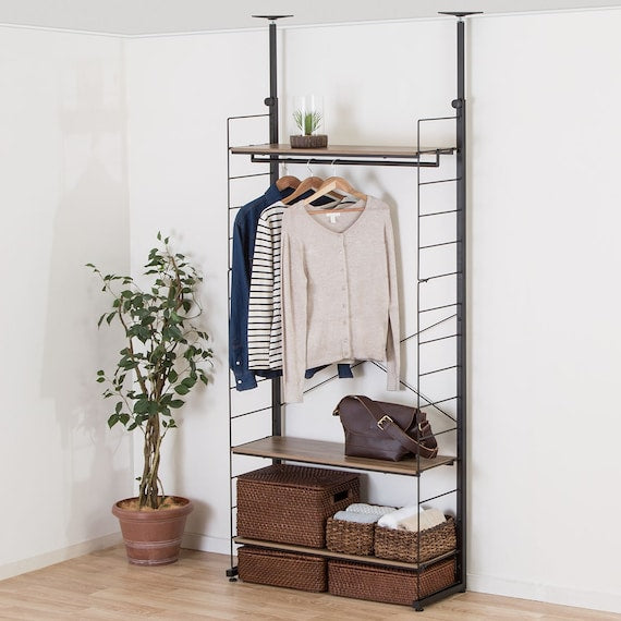 HEIGHT ADJUSTABLE WARDROBE MBR